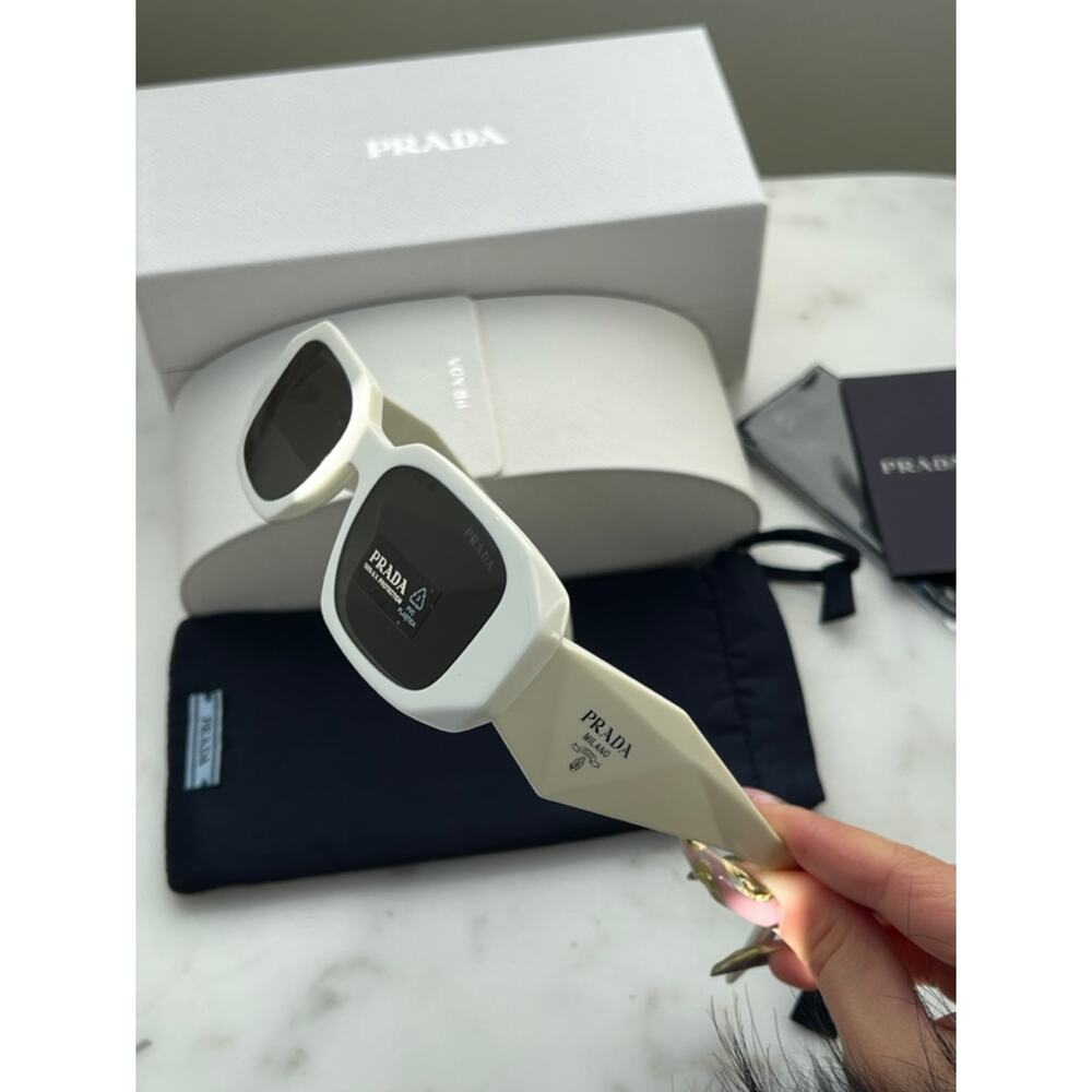 NEW Prada PR17WS Sunglasses in White Talc - Picture 10 of 12